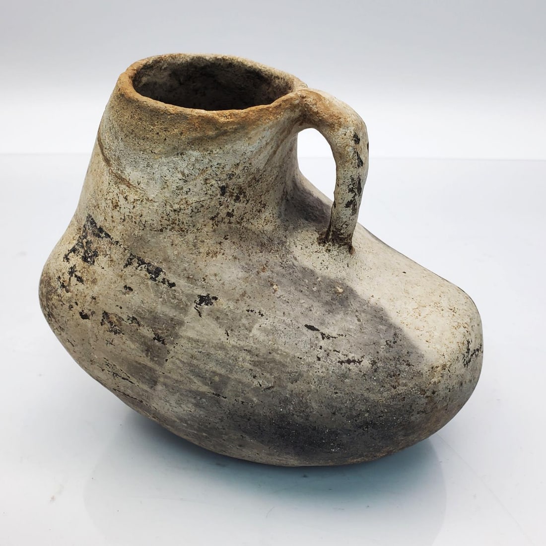 Prehistoric Anasazi Effigy Bird Pottery Pitcher (1 of 4)