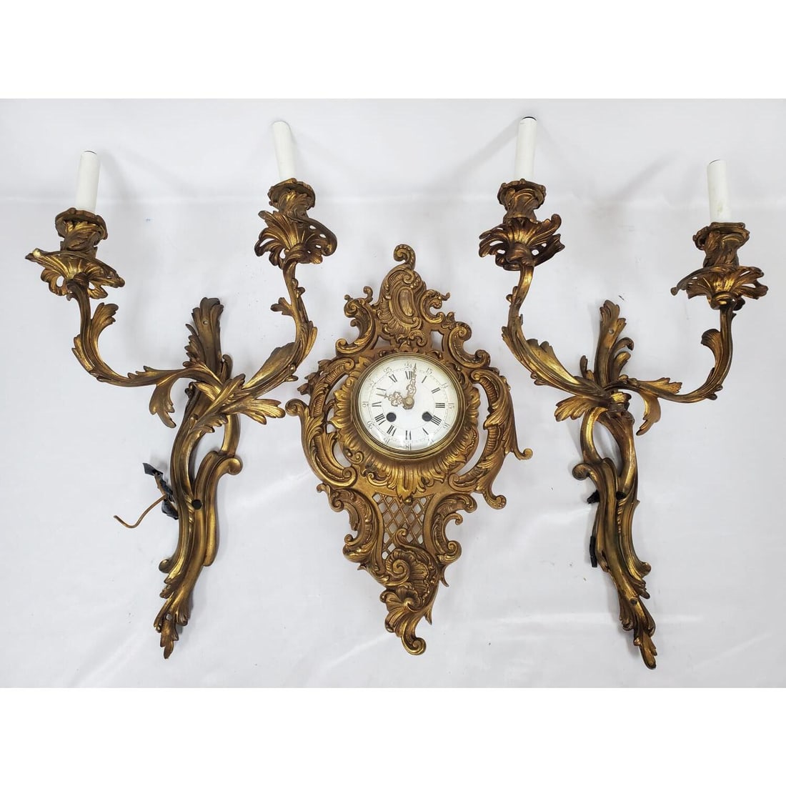 Lot of 3 Vintage Metal Items; Sconces & Clock (1 of 3)