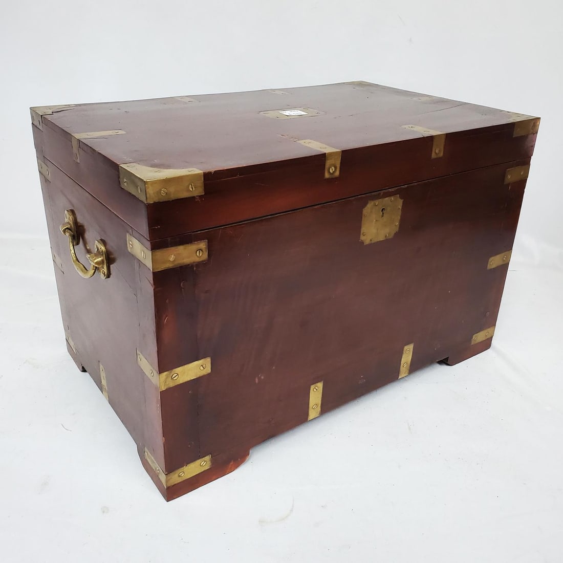 Antique English Teak Wood Nautical Chest: Antique English Teak Wood Nautical Chest w/ Brass Mounts. Does Come w/ key. Condition: Generally Good. Dimensions: L-21" x W-13" x H-13.5"Provenance: From the Estate of an Important Private Long Islan