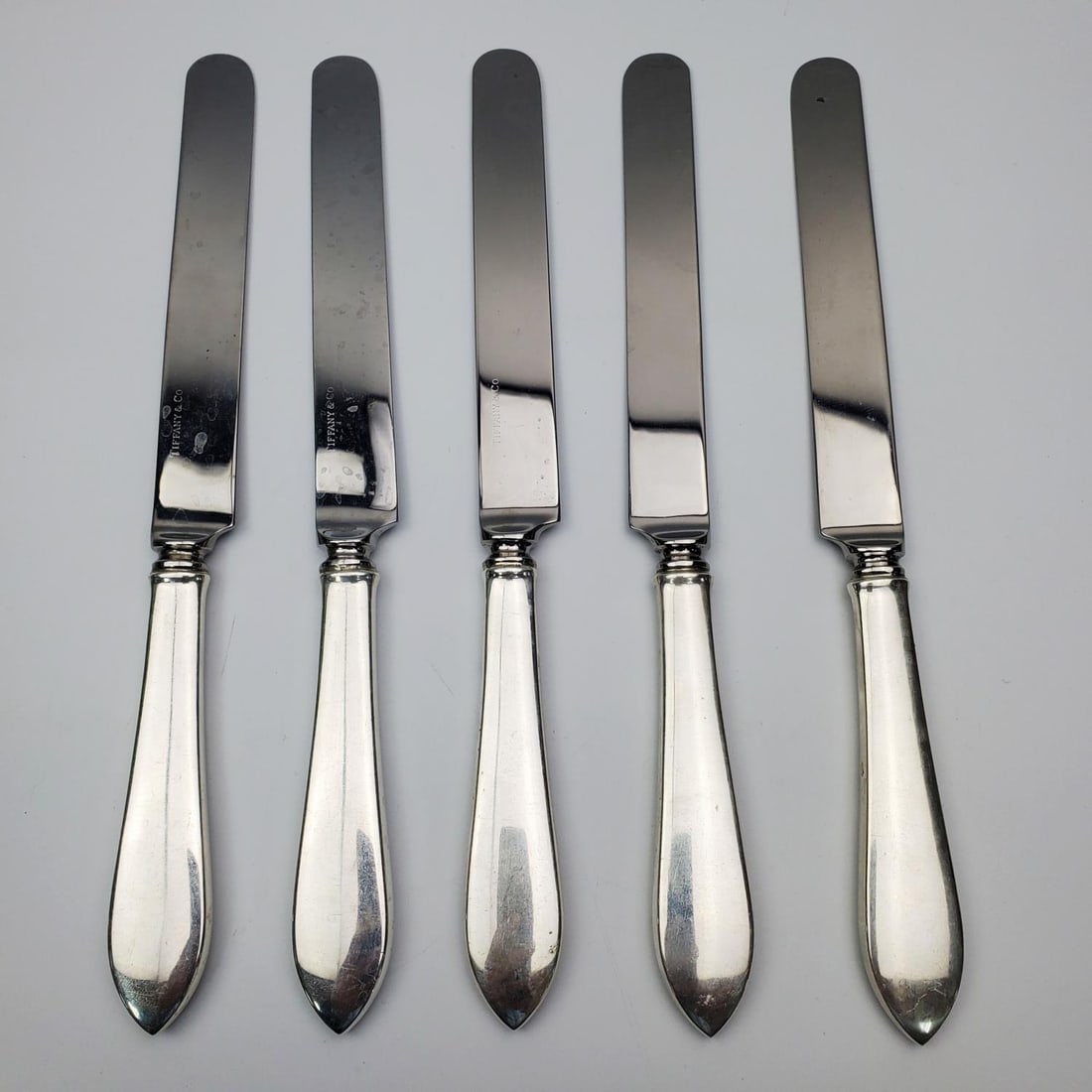 5 Tiffany & Co. Sterling Silver "Faneuil" Knives (1 of 3)