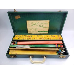 Vintage 1950's Mahjong Set In Original Case