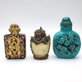 Lot of 3 Chinese Snuff Bottles