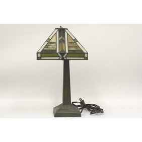 Dale Tiffany Stained Glass Table Lamp