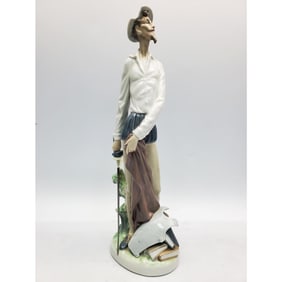 Lladro Porcelain Figure "Don Quixote Standing Up"