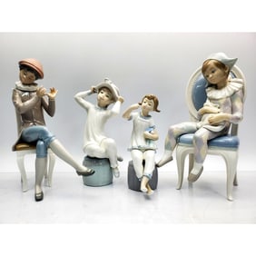 Lot of 4 Lladro Porcelain Figures