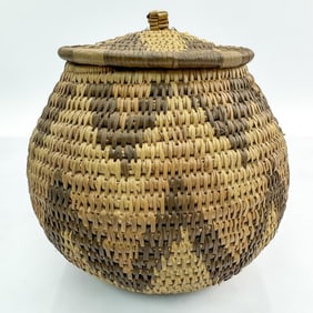 Native American Navajo Weave Basket w/ Lid