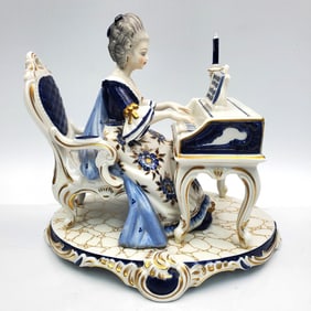 Vintage HH Krunst Dresden Porcelain Figure
