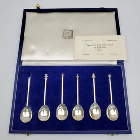 6 Vintage Payne and Son Goldsmith Silver Spoons