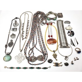 Lot of Silver Jewelry Items