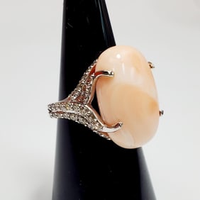 14K White Gold & 18.03 Carat Angel Coral Ring