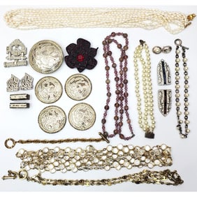 Lot of Vintage 1970s Costume Jewelry