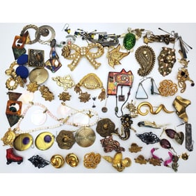 Group Lot of Fine Costume Jewelry Items