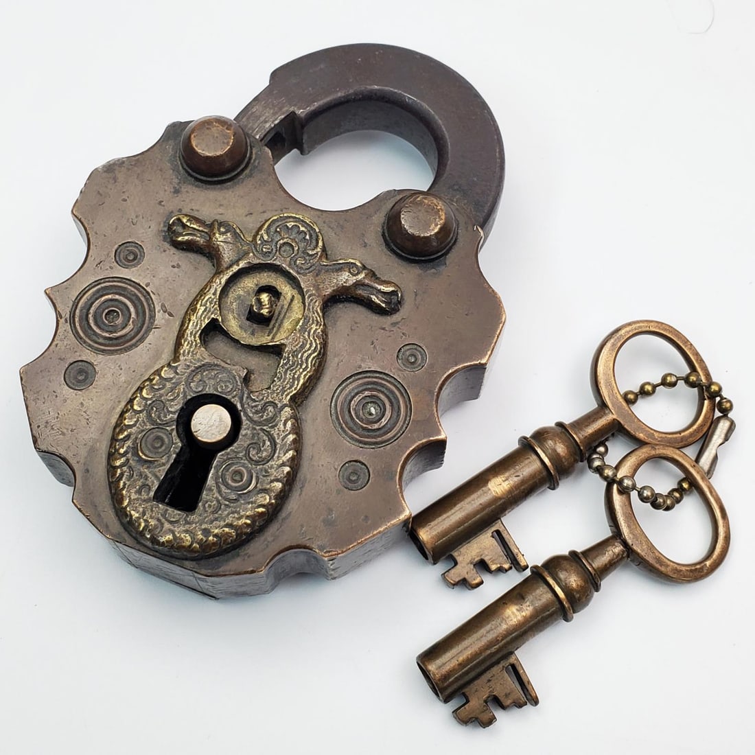 Antique Metal Padlock w/ an Eagle Design (1 of 3)