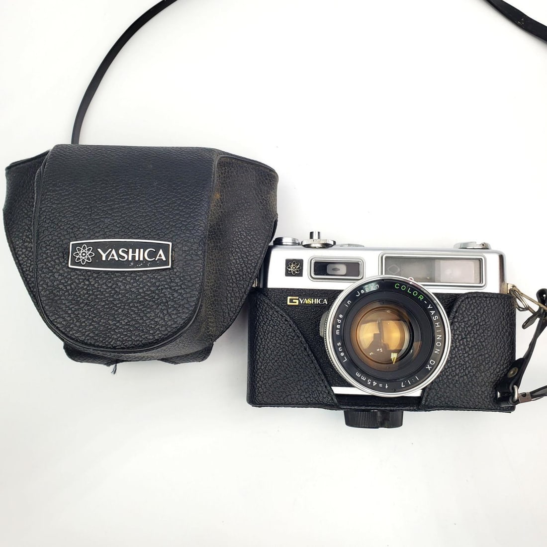 Yashica Electro 35 GSN Rangefinder Film Camera (1 of 2)