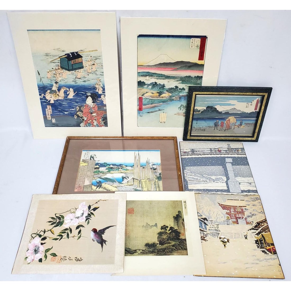 Lot of 8 Chinese and Japanese Items (1 of 5)