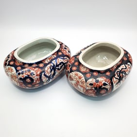 Pair of Japanese Jars