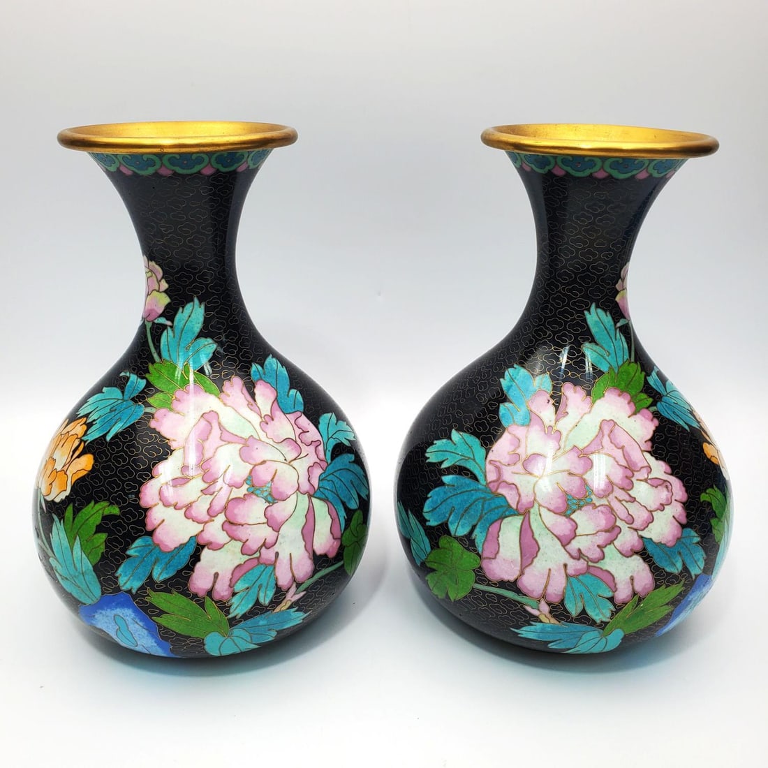 Pair of Chinese Cloisonne Vases: Pair of Chinese Cloisonne Vases w/ Decorations of Flowers & Birds. Condition: Generally Very Good. Dimensions: H-9" x Dia-6". Provenance: From a Long Island, NY Home. Please note the absence of a Cond