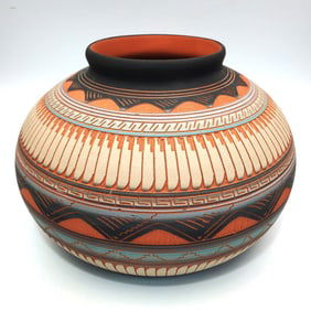 Terrie Charlie, (20th/21st C.) Navajo Pottery Bowl