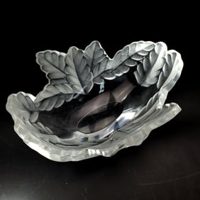 Lalique France "Compiegne" Art Glass Oak Leaf Bowl