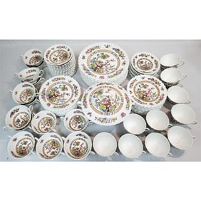 Royal Doulton Porcelain Dinnerware Set