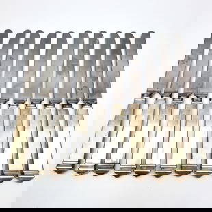 10 Tiffany & Co Sterling Silver "Hampton" Knives: Set of 10 Tiffany & Co Sterling Silver "Hampton" Luncheon Knives. Fully Marked. Condition: Generally Good. Dimensions: L-7.5". Provenance: From a Long Island, NY Home. Please note the absence of a Con
