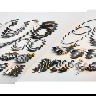 Large Lot of Sterling Silver Fine Jewelry Items: Large Lot of Sterling Silver Fine Mid Century Modern Jewelry Items Including Earrings, Bracelets, Brooches, & Necklaces. Condition: Generally Very Good w/ Tarnishing. Dimensions: Various Sizes. Gross