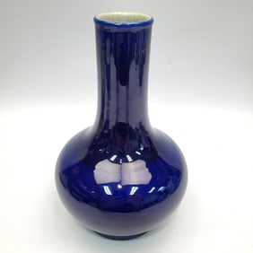 Chinese Porcelain Blue Vase