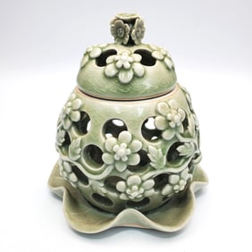 Asian Covered Insense Burner