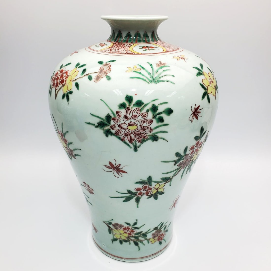 Fine Chinese Enameled Vase (1 of 5)