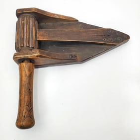 Judaica Antique Hand Carved Wood Purim Grogger