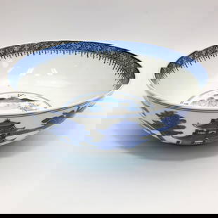 Antique Chinese Blue and White Porcelain Bowl: Antique Chinese Blue and White Porcelain Bowl. Condition: Generally Good, Has 2 Hairlines and a Chip. Dimensions: Dia- 9", H- 3.5". Provenance: From a Long Island, NY Home. Please note the absence of