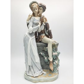 Lladro Porcelain Figure "Lovers Of Verona"