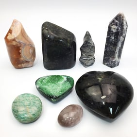 Lot of 8 Semi Precious Gemstones