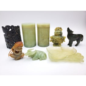 Lot of 8 Jade or Jadeite Items