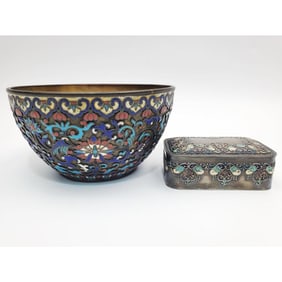 2 Items Incl. a Chinese Pill Case & a Russian Bowl