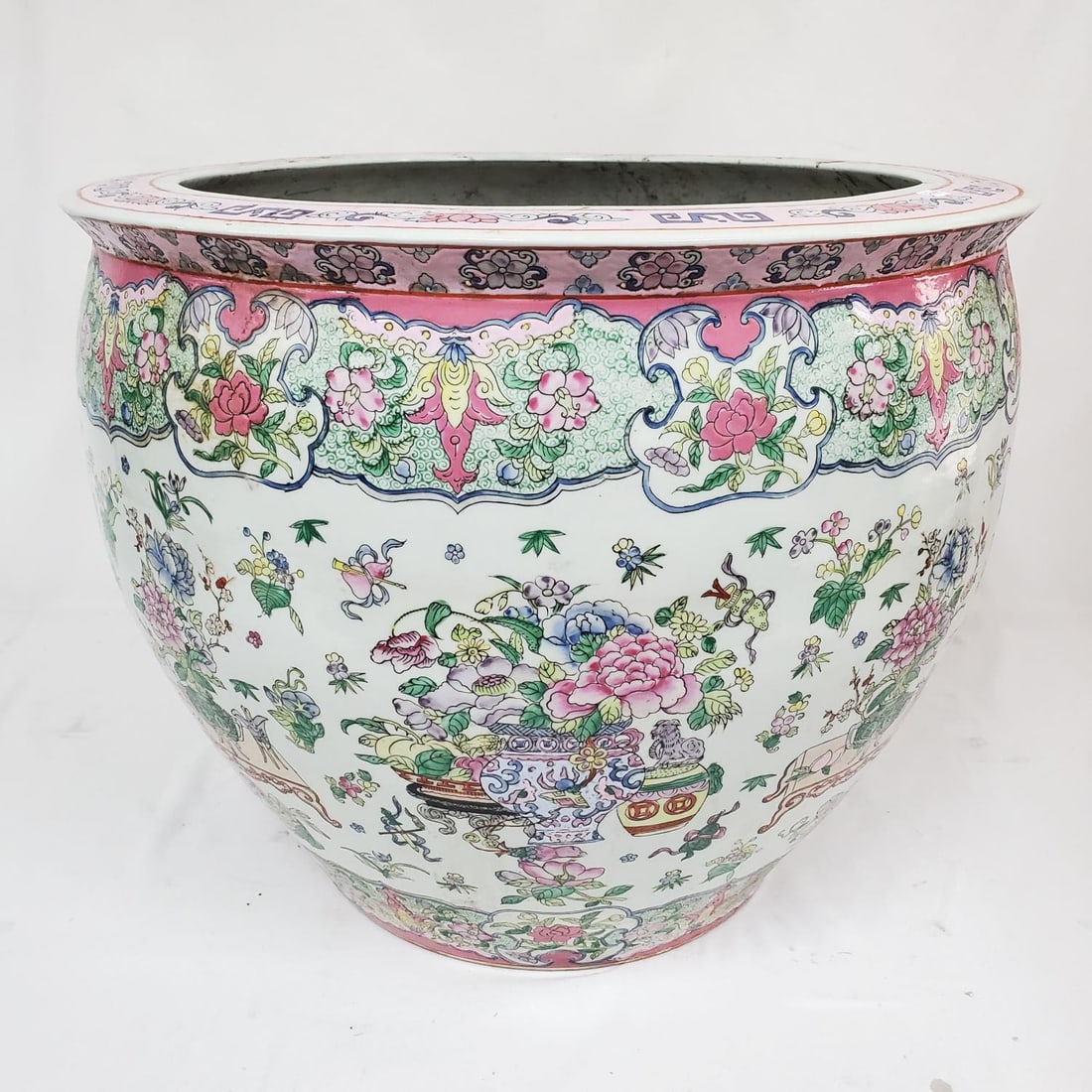 Large Vintage Signed Chinese Porcelain Planter: Large Vintage Signed Chinese Porcelain Planter. Condition: Excellent. Dirty. Dimensions: H-17.75" x Dia-21.5". Provenance: From a Long Island, NY Home. Please note the absence of a Condition Report do