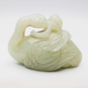 Very Fine Chinese White Jade Carving of a Swan