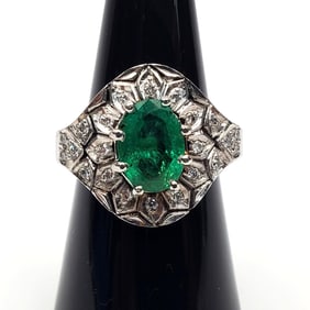 14k Gold, Diamond, & Natural Emerald Ring