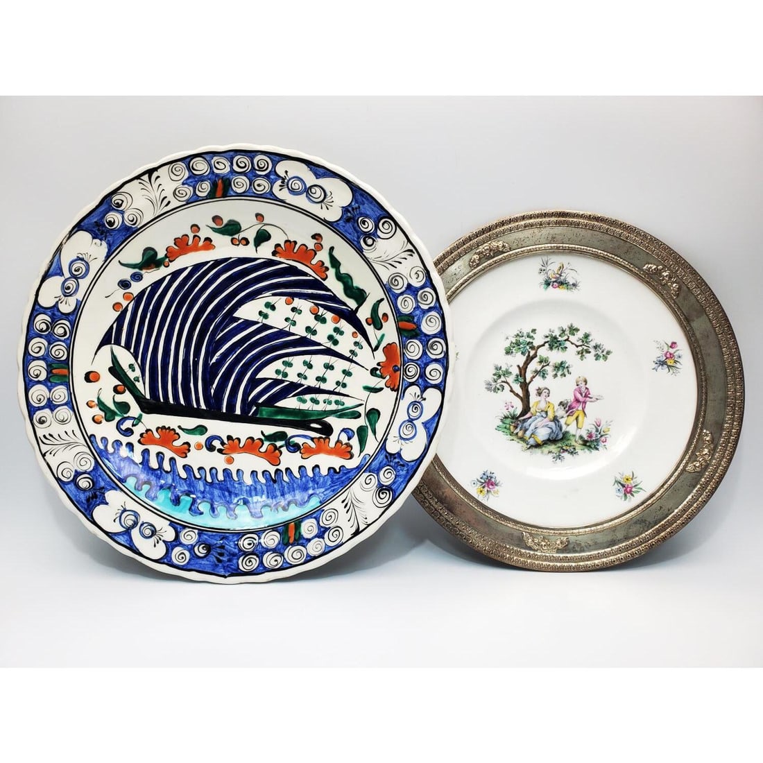 Lot of 2 Vintage Plates (1 of 6)