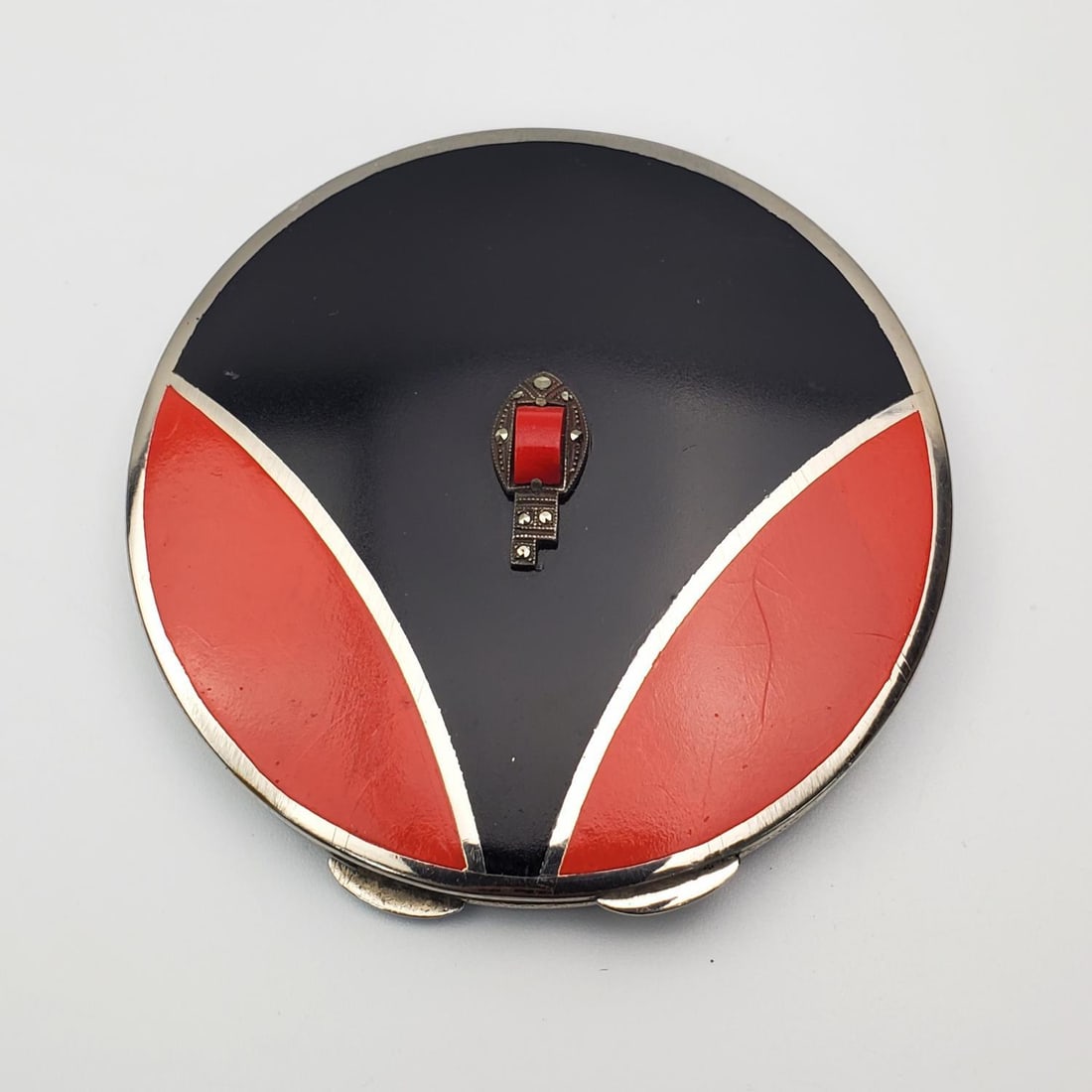 Interesting Art Deco 1930s Enameled Compact (1 of 4)