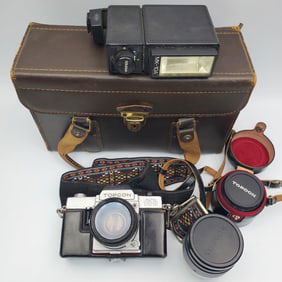 Vintage Beseler Topcon Auto 100 35mm SLR Camera