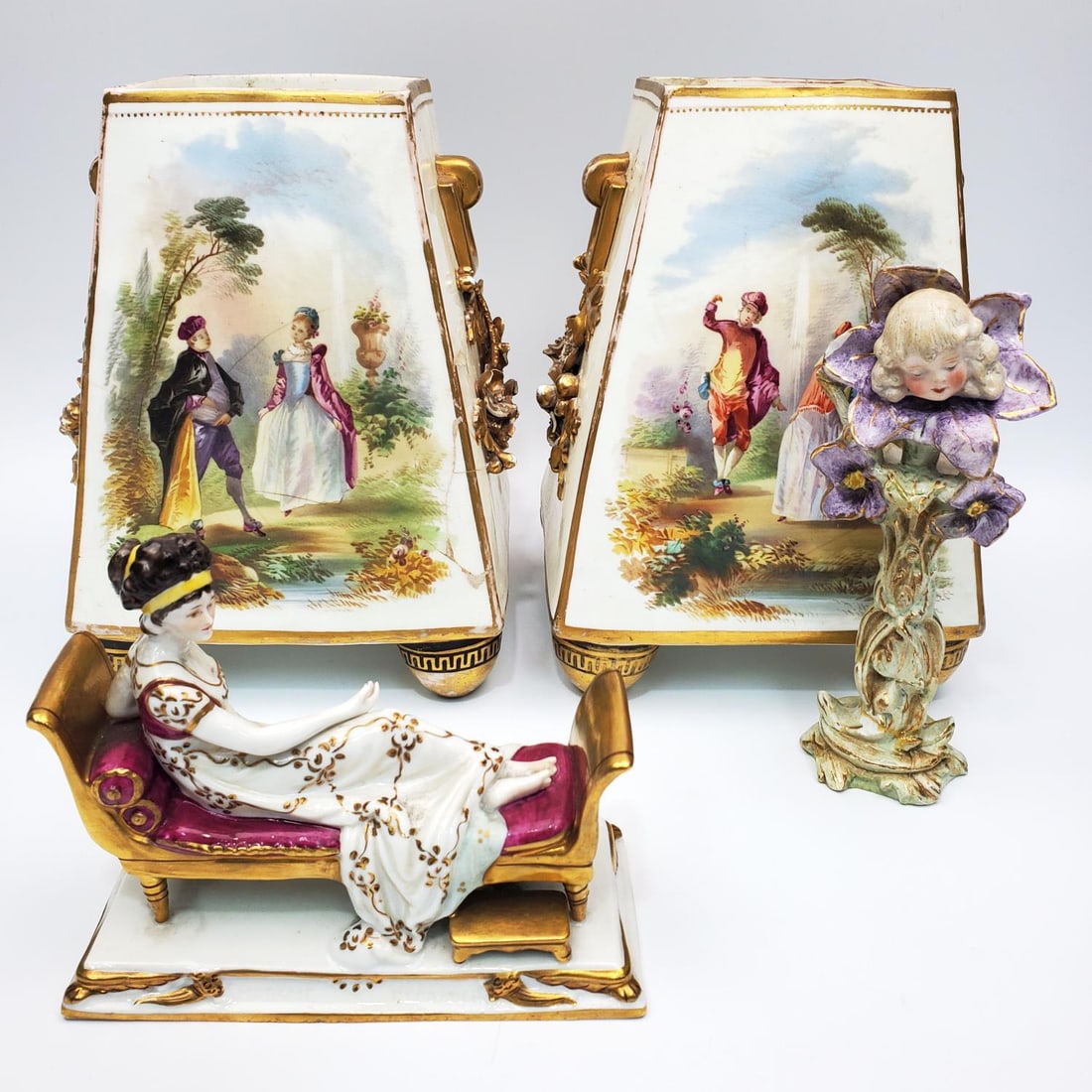 Lot of 4 Continental Porcelain Items (1 of 6)