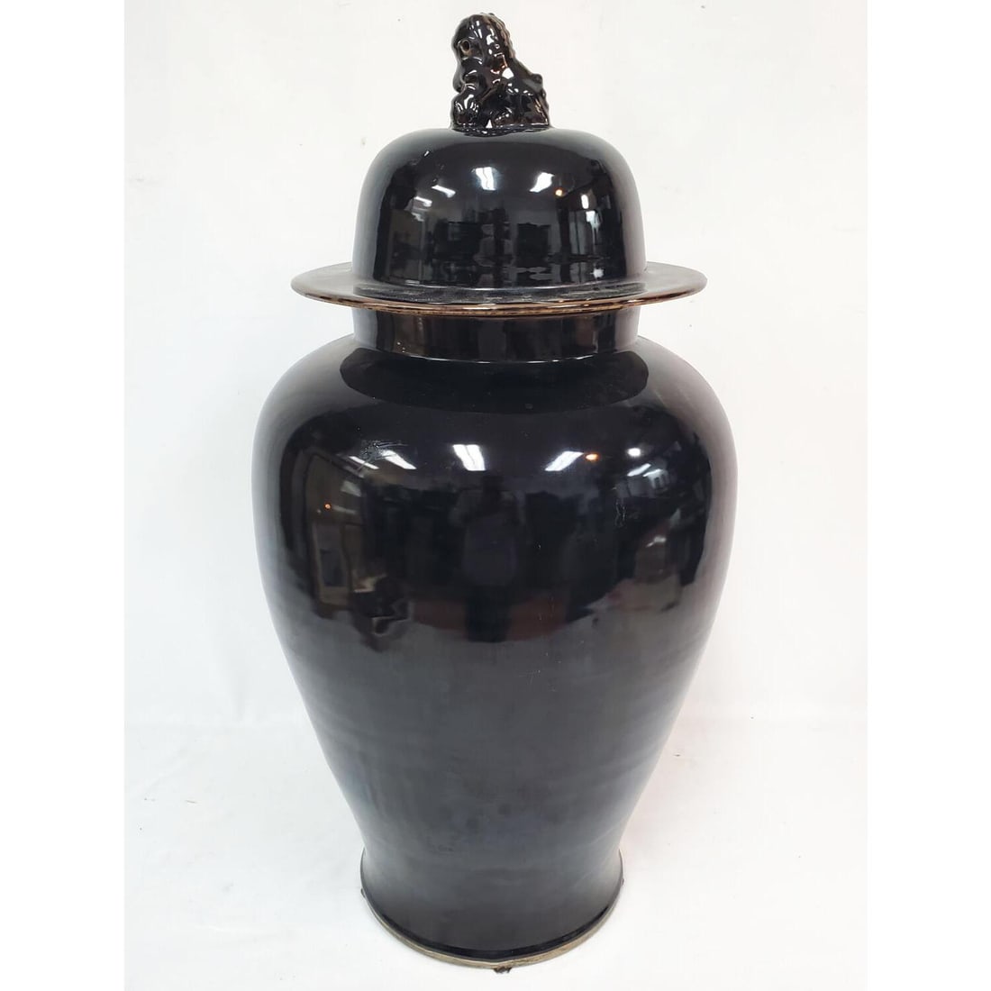 Antique Chinese Black Porcelain Covered Ginger Jar (1 of 4)