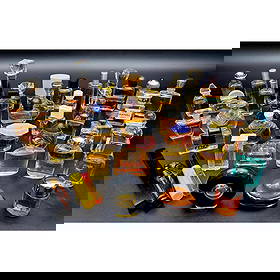 Very Large Lot of Perfume Samples: Very Large Lot of Perfume Samples Including Chanel N°5, Lalique Eau de Toilette, Lancôme Trésor Eau de Parfum, Gucci Pour Homme, Paloma Picasso Eau de Parfum, Boucheron Paris & Many More. Condition