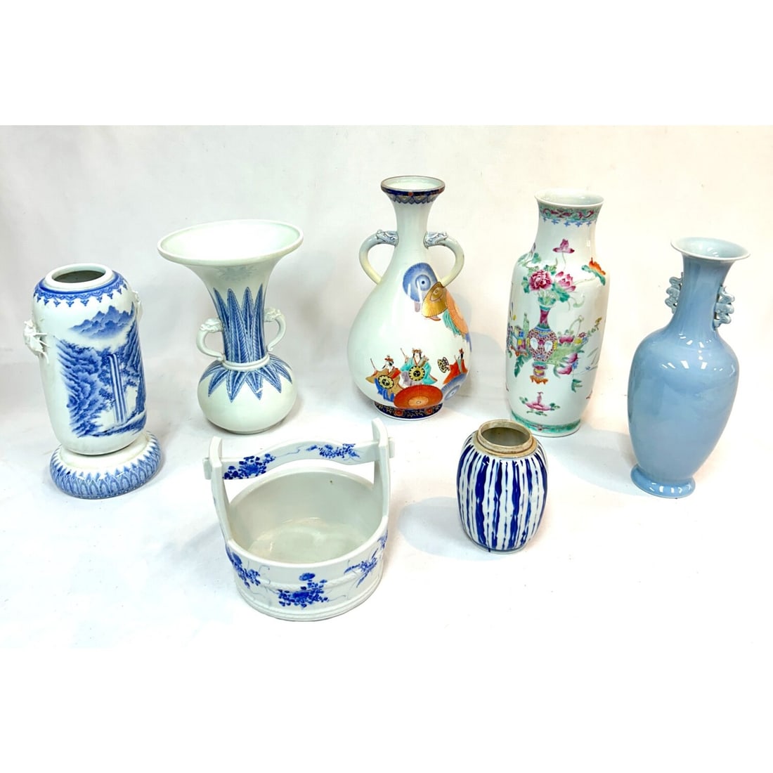 Lot of 7 Antique Japanese Porcelain Items (1 of 20)