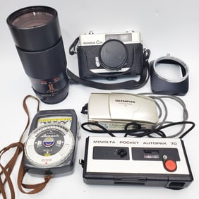 Group Lot of Vintage Cameras & Equipment