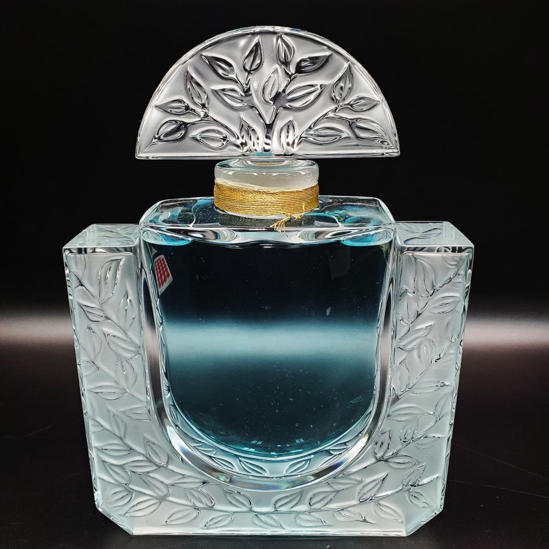 Vintage Lalique "Chevrefeuille" Display Perfume (1 of 5)