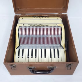 Vintage Italian Shadlen Special Accordion In Case