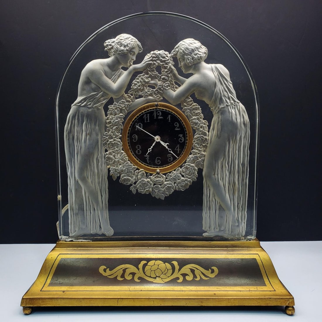 Rene Lalique Antique "Deux Figurines" Glass Clock (1 of 14)