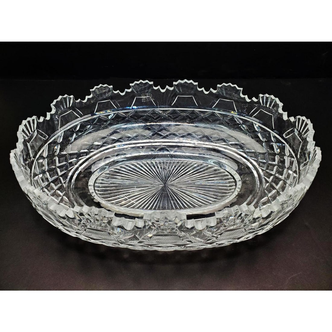 Vintage Waterford Crystal Kennedy Centerpiece Bowl: Vintage Waterford Crystal Kennedy Heritage Collection Oval Centerpiece Bowl. Fully Marked. Condition: Generally Very Good. Dimensions: L-13.5" x W-9.5" x H-4". Provenance: From a Long Island, NY Home.